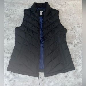 GAP black puffer vest